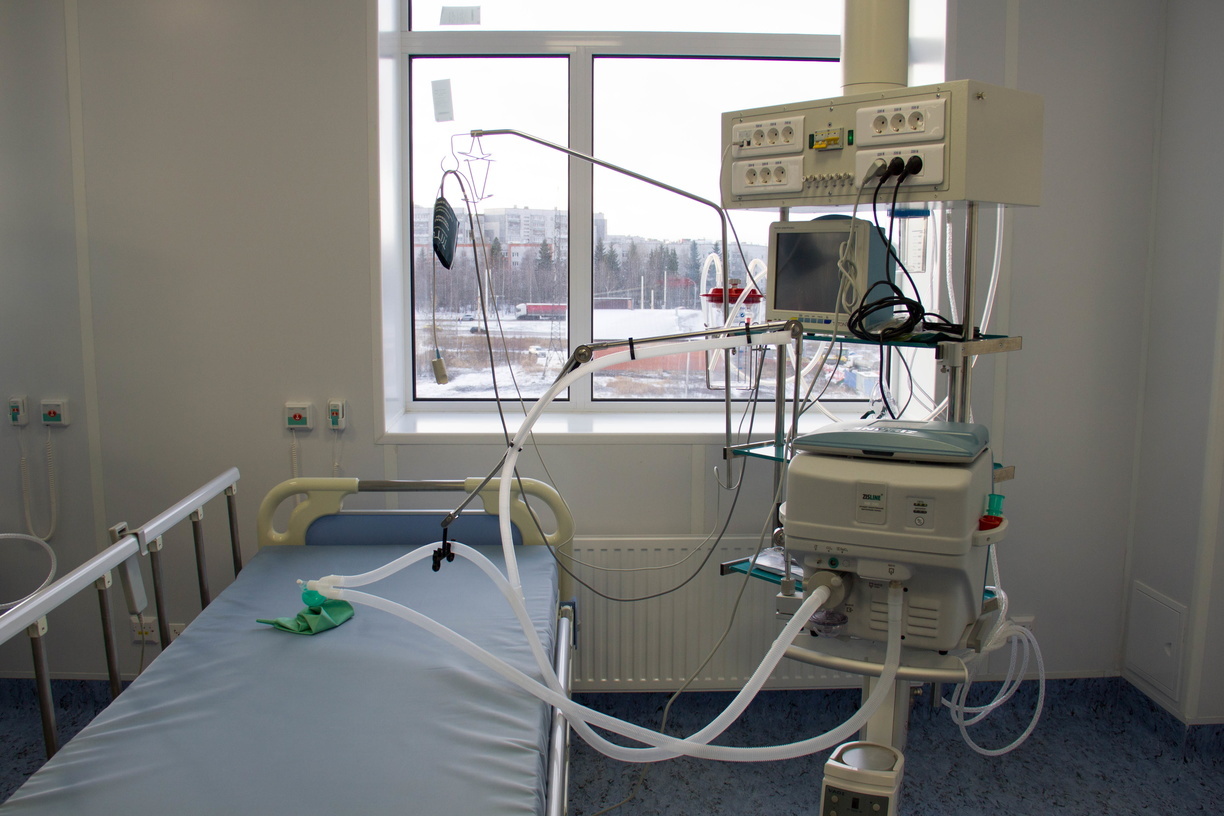 В больницы Оренбургской области закупят 164 аппарата ИВЛ