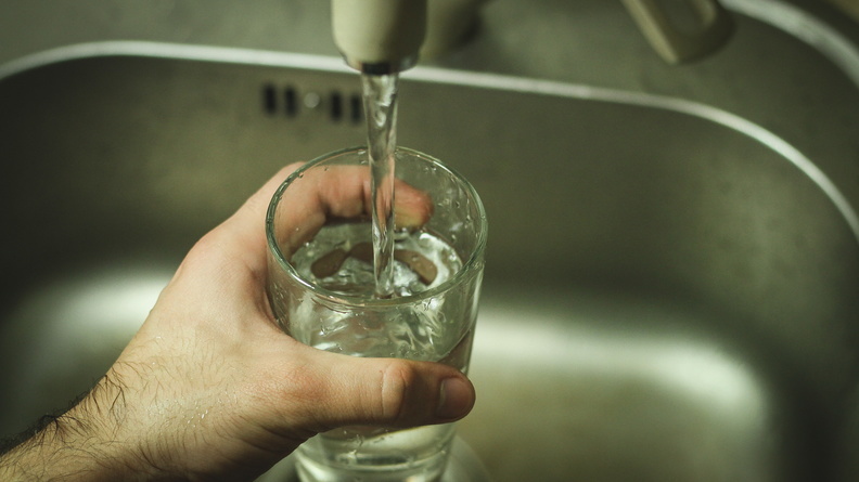 В Ясном возобновили подачу воды в жилые дома